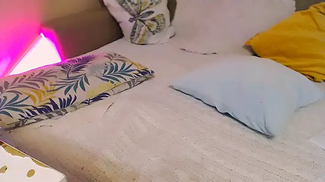 OLIVIA CANDY online show from February 2026 05:36:01 AM