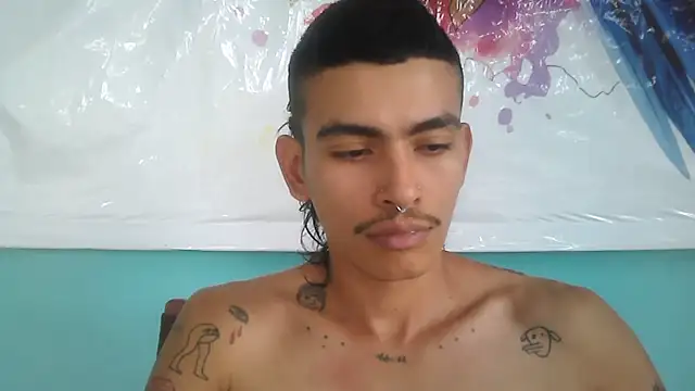 sorry-mom69 online show from March 2026 08:01:01 PM