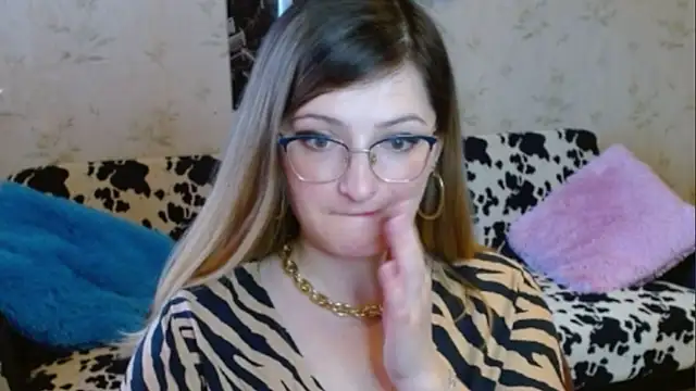 Arielsssplash online show from September 2025 02:00:02 PM