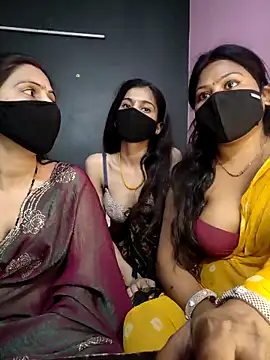 cutee  crazy online show from February 2026 01:55:01 PM