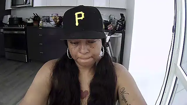 Snapshot of MSweetLindaParks chatting on July 2026 02:53:02 PM MSweetLindaParks online show from July 2026 02:53:02 PM