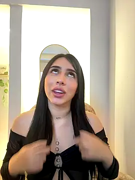 isabella jade online show from December 2025 12:40:02 AM