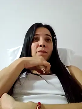 miaeyes online show from January 2025 12:59:01 AM