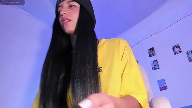 Snapshot of ineedmydaddy_ chatting on January 2025 04:28:02 AM ineedmydaddy online show from January 2025 04:28:02 AM