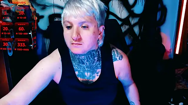 Marieblueeyes online show from June 2026 03:33:01 AM