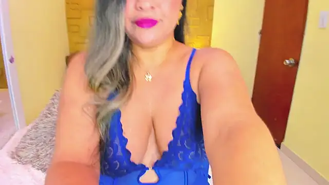 Julia Haye online show from October 2025 10:09:02 PM