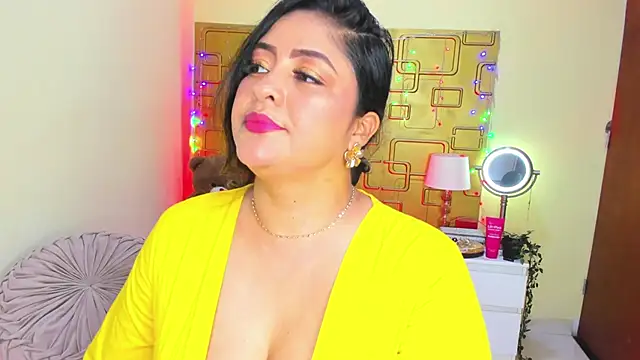 Julia Haye online show from June 2026 03:09:02 AM