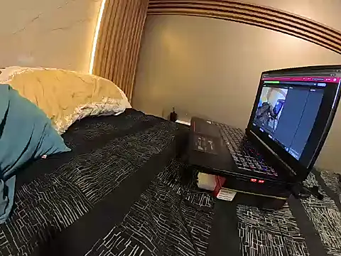 elvis0966 online show from April 2026 04:52:02 AM