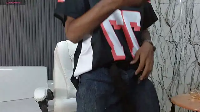 ManSant online show from October 2025 03:02:01 PM