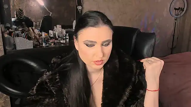 Miss Poison online show from February 2026 08:26:01 AM