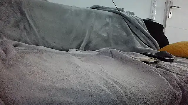 Snapshot of gege_cool chatting on November 2025 08:53:02 AM gege cool online show from November 2025 08:53:02 AM