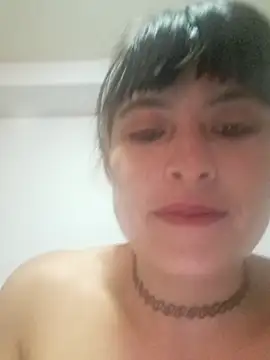 Alexandrasaenz online show from April 2026 02:18:02 PM