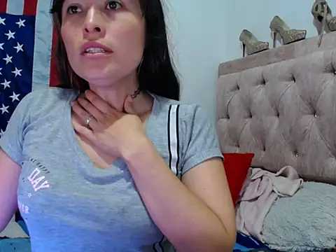 Alexandrasaenz online show from June 2026 09:03:01 PM