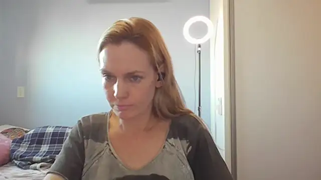 Annylove1 online show from April 2026 10:54:01 AM