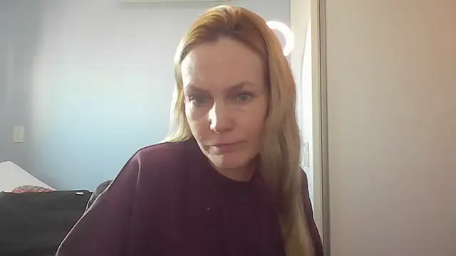 Snapshot of Annylove1 chatting on June 2026 12:40:02 PM Annylove1 online show from June 2026 12:40:02 PM