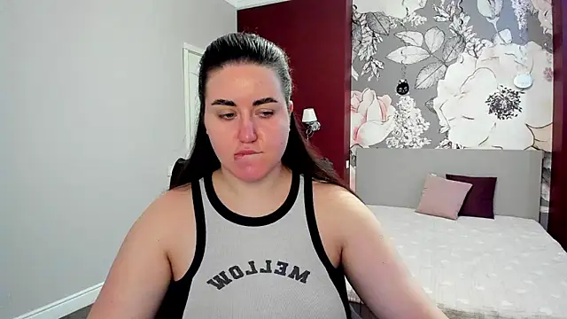 Roxie Bradley online show from March 2026 06:50:01 AM