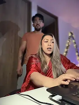 Im sophiie online show from December 2025 06:41:01 AM