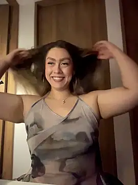 Im sophiie online show from April 2026 06:29:02 AM