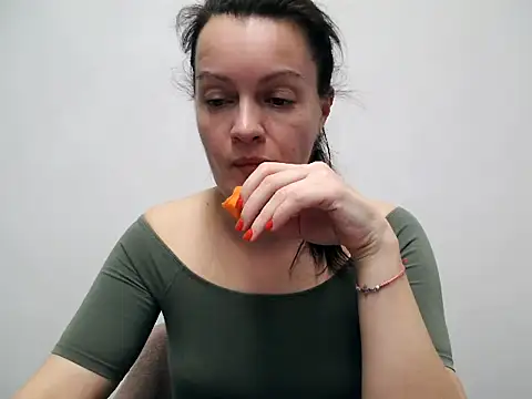 LoveNBloom online show from December 2024 07:14:01 PM