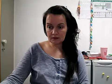 LoveNBloom online show from February 2025 08:10:01 PM