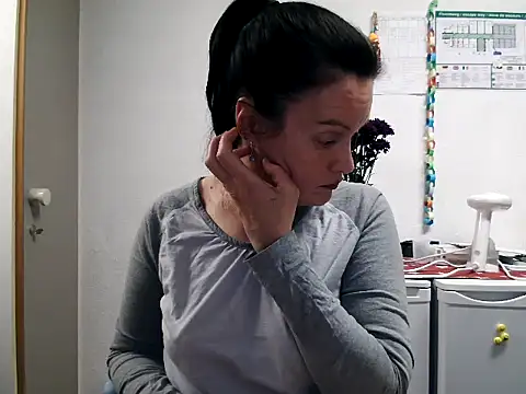 LoveNBloom online show from March 2025 07:49:02 PM