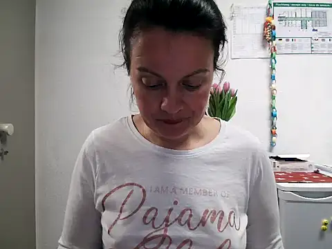 LoveNBloom online show from March 2025 07:31:02 PM