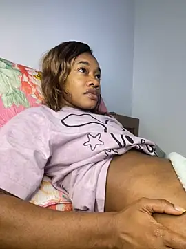  yisela  online show from October 2025 01:37:02 AM