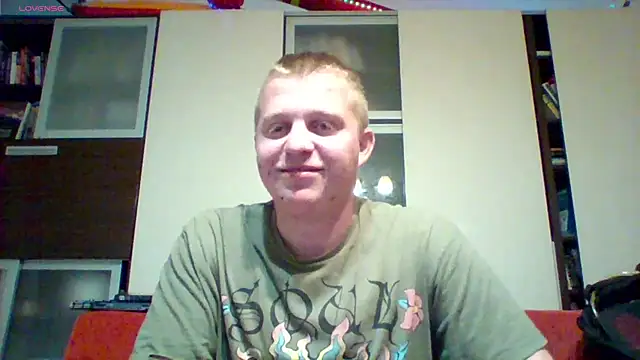 Matttthees online show from October 2025 06:30:01 PM