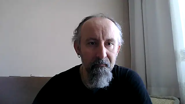 Snapshot of BuckWessle chatting on April 2026 09:48:02 AM BuckWessle online show from April 2026 09:48:02 AM