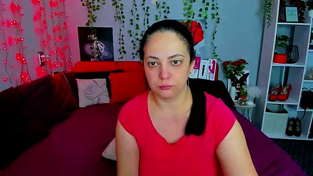 DarlingMilf online show from September 2025 06:13:02 PM