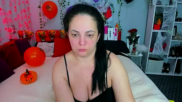 DarlingMilf online show from November 2025 07:03:01 PM