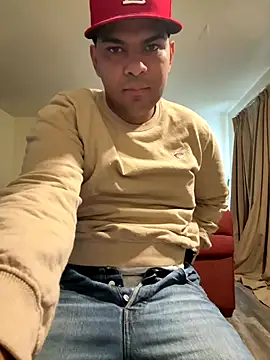 Snapshot of marhi32 chatting on November 2025 08:41:02 PM marhi32 online show from November 2025 08:41:02 PM