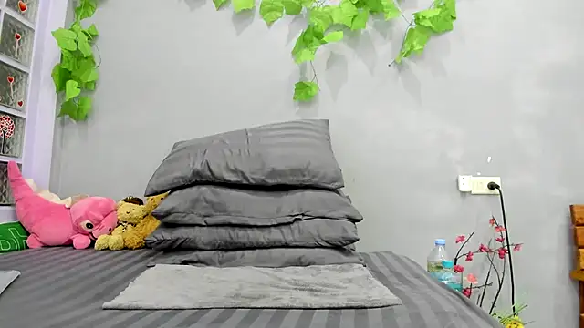 loveley jenny online show from February 2026 06:13:01 AM