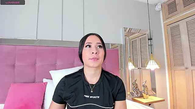 Ahincale online show from October 2025 07:24:02 PM