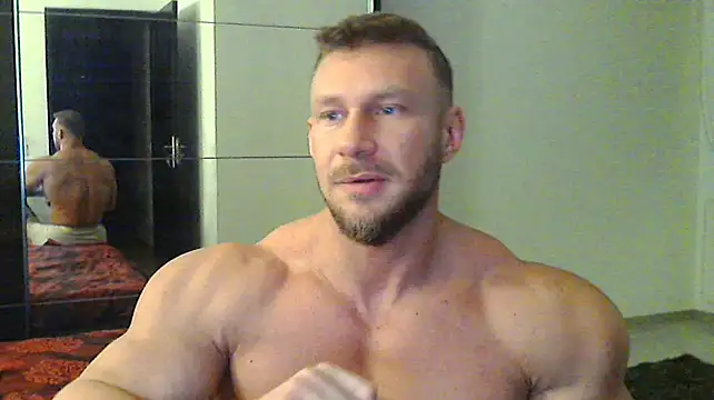 muscularkevin online show from December 2024 04:24:01 AM