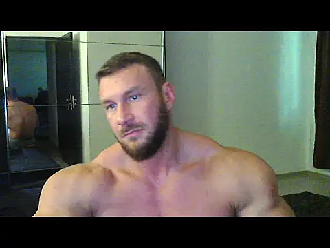 muscularkevin online show from October 2025 01:44:01 PM