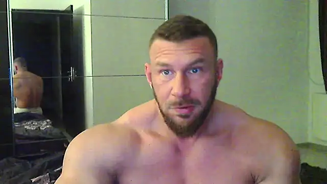 muscularkevin online show from April 2026 03:29:01 AM