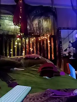 Hotredheadandtoungelasher online show from February 2025 08:33:02 PM