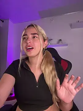 Irisweet  online show from February 2025 11:12:01 AM