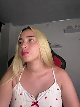 Irisweet  online show from February 2025 05:34:02 AM