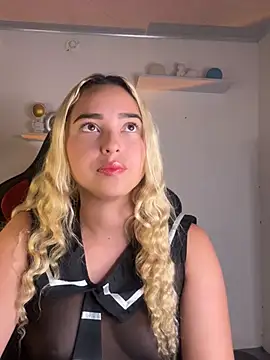 Irisweet  online show from March 2025 05:38:02 PM