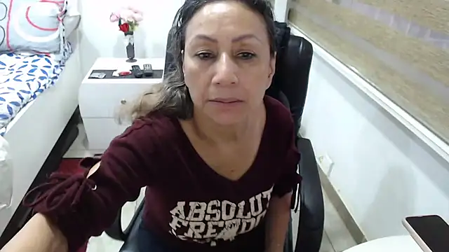 jesy hot online show from October 2025 10:25:02 PM