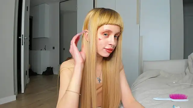 FlowerOfSin2001 online show from April 2026 04:23:01 PM