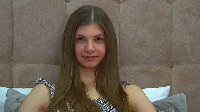 AudreyBarlow online show from March 2025 01:28:01 PM