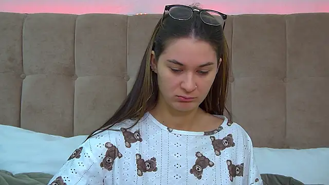 RachelSimpson online show from January 2025 07:20:02 PM