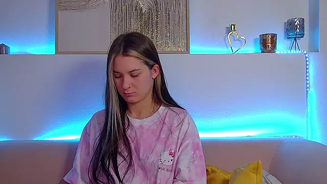 RachelSimpson online show from March 2025 04:41:02 AM