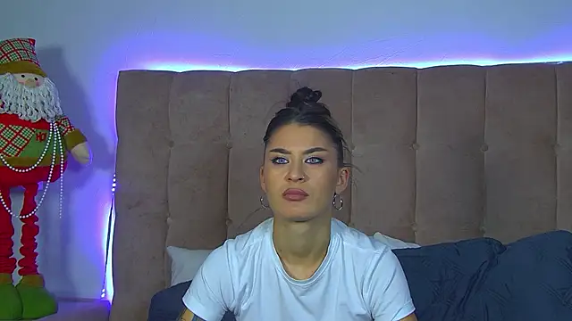 RachelSimpson online show from December 2025 06:25:01 PM