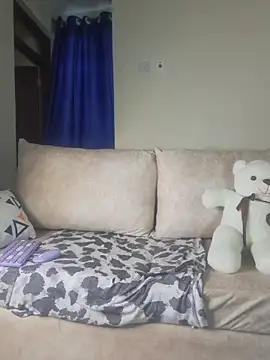 Red butterfly2 online show from April 2026 12:19:02 PM