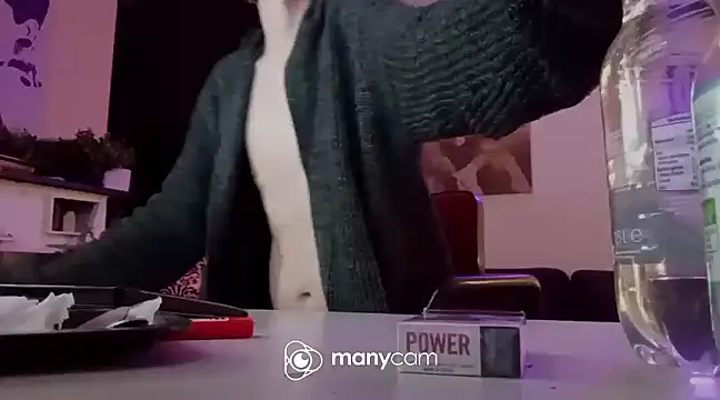 Snapshot of der_dino30 chatting on March 2025 02:59:01 AM der dino30 online show from March 2025 02:59:01 AM