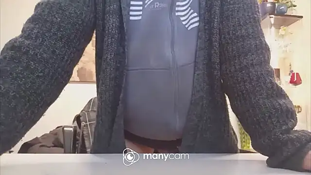 Snapshot of der_dino30 chatting on February 2026 04:44:01 AM der dino30 online show from February 2026 04:44:01 AM